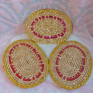 Vintage Handmade Wicker Oval Table Mat Lot of 3 Red/Pink/Burgundy 11.5" x 8.5"